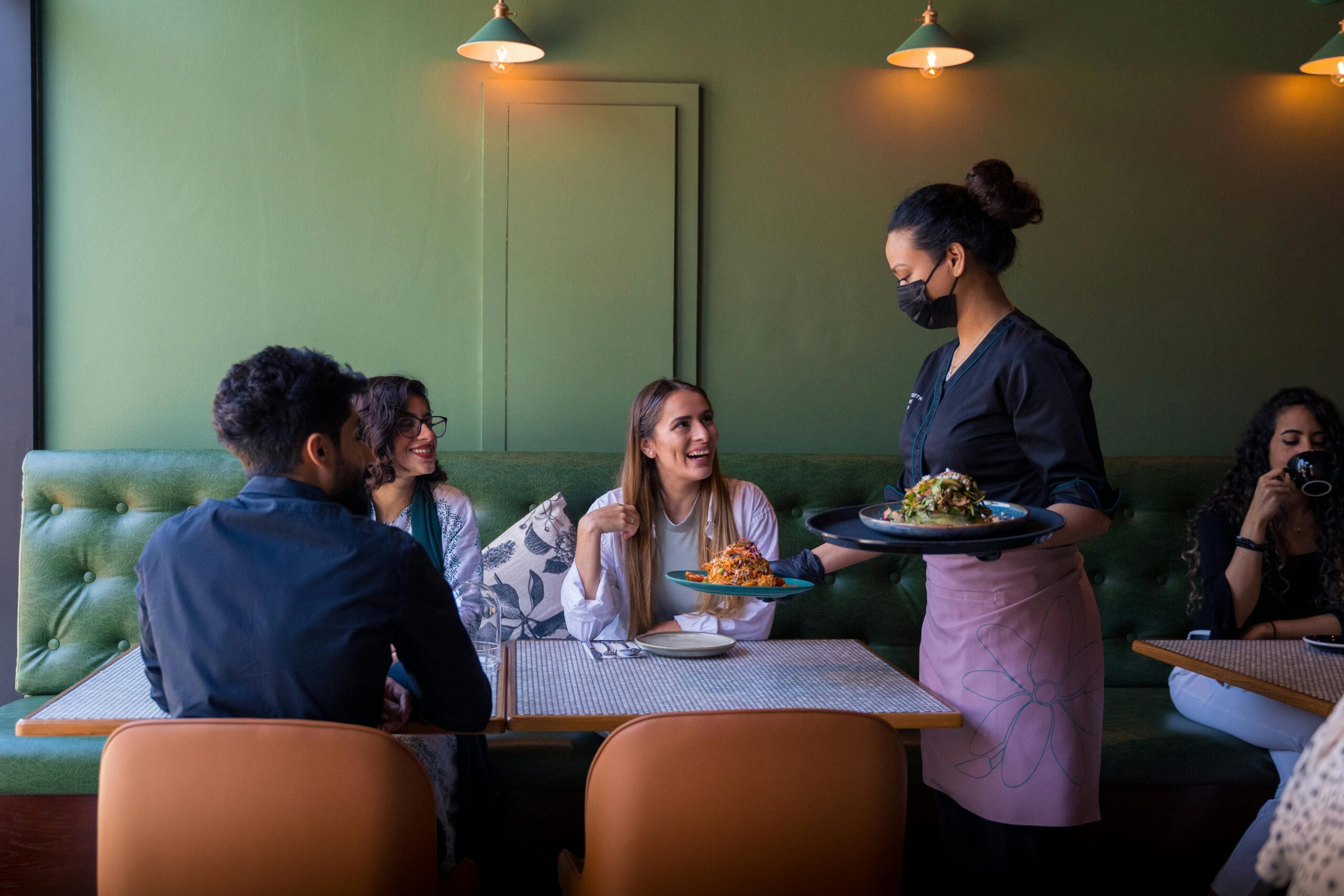 Cómo mejorar la rentabilidad de un restaurante: 5 errores operativos que te hacen perder dinero